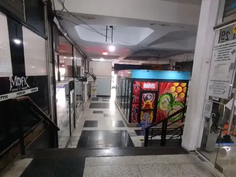 Local en Galeria Eden - Morón Centro