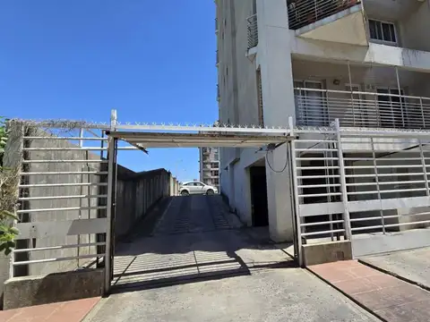 VENTA DE COCHERA EN EDIFICIO NUEVO CENTRO SAN MIGUEL