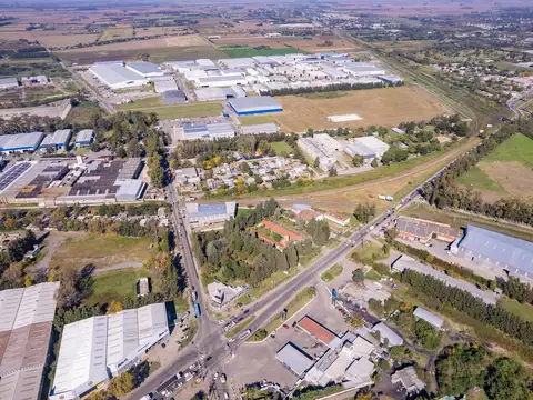 Ruta 33 Y Avenida de Las Palmeras