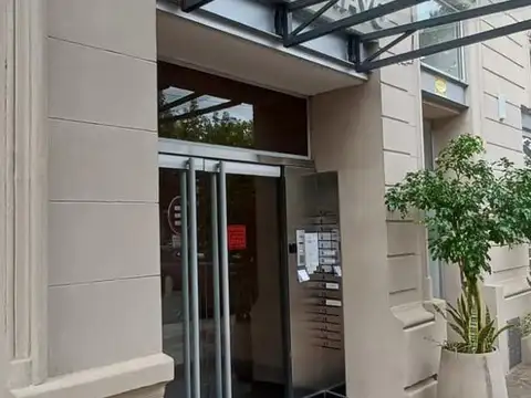 Piso completo en alquiler en Edificio Mayo