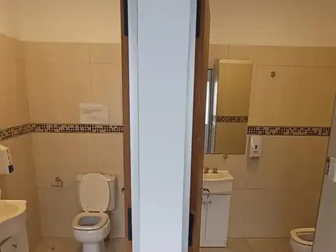 Piso completo en alquiler en Edificio Mayo