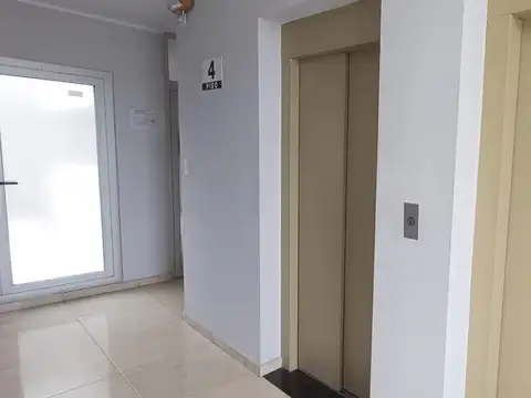 Oficina Monoambiente con 5 baños