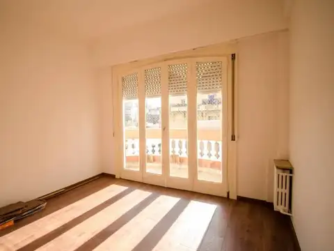 Avenida Rivadavia 2500