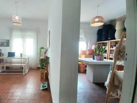 Depto Tipo Casa en Venta 64 años