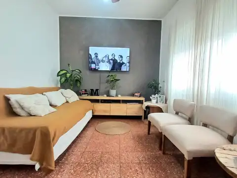 VENTA PH 4 AMBIENTES LUMINOSO C PATIO-HAEDO-MORON