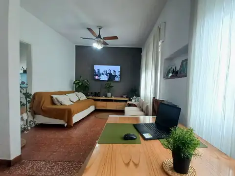 VENTA PH 4 AMBIENTES LUMINOSO C PATIO-HAEDO-MORON