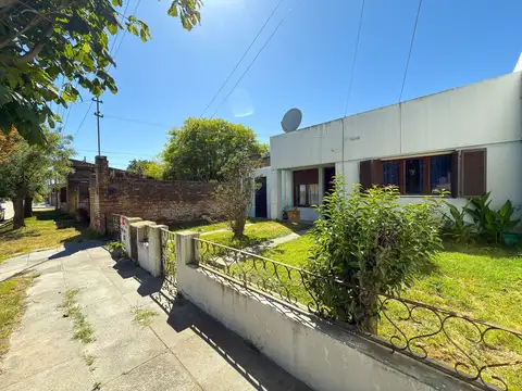 Depto Tipo Casa en Venta de 4 ambientes