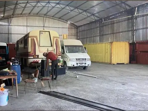 Alquiler de Galpón 1200m² en Zona Industrial Morón