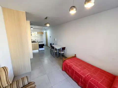 Alquiler monoambiente amoblado. Tucumán al 2000