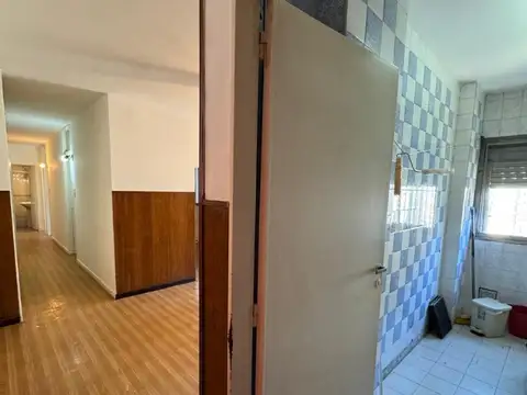 Departamento cuatro ambientes en venta Lugano 1 Y 2, edificio 24