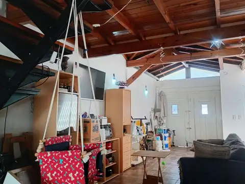 CASA 5 AMBIENTES PILETA VENTA VILLA LUZURIAGA