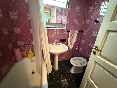 Depto Tipo Casa en Venta con 1 cocheras