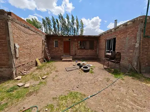 VENTA CASA + LOCAL EN EL CHOCÓN