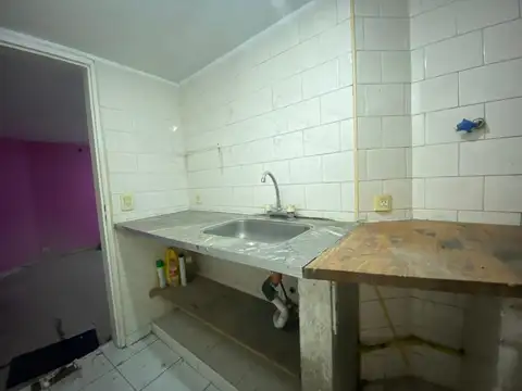 Local en Venta en Barracas, $ 2.500.000