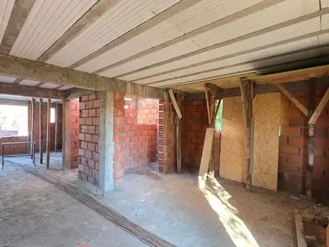 Depto Tipo Casa en Venta al Este