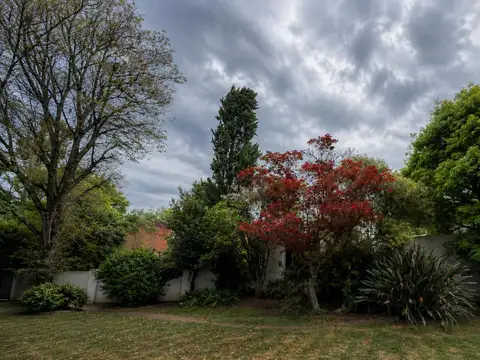 Terreno en Venta en La Horqueta, USD 350.000
