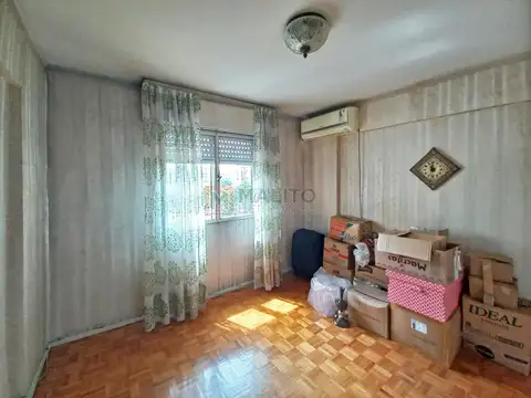 Av. Dellepiane 4700, Piso 7