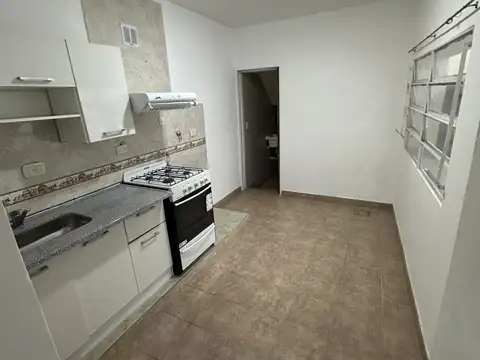DPTO PH 2 AMB. 1º PISO POR ESCALERA CONTRAFRENTE