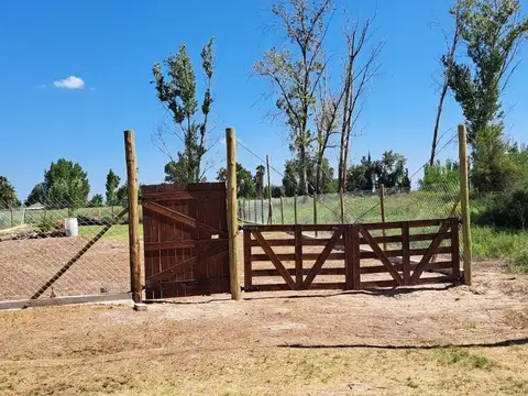 Lote 1000 metros en barrio cerrado Guaymallen