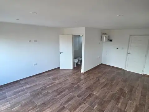Depto Tipo Casa en Venta al Este