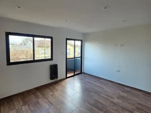 Depto Tipo Casa en Venta de 2 dormitorios