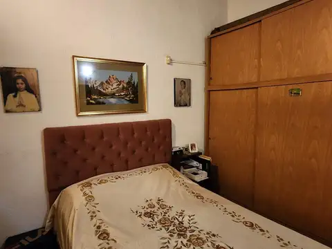 Casa 3 ambientes con 1 baño