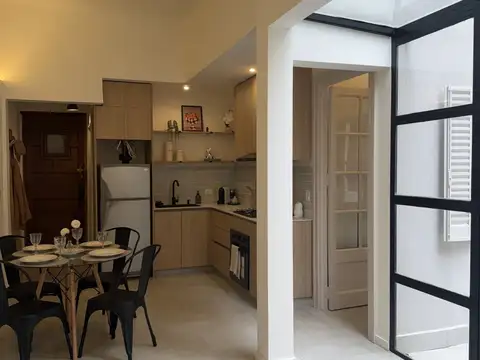 Depto Tipo Casa en Venta en Caballito, USD 180.000