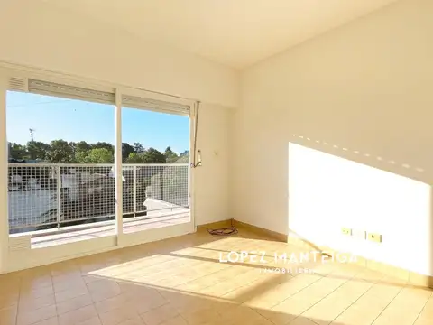 José Cubas 3700, Piso 2