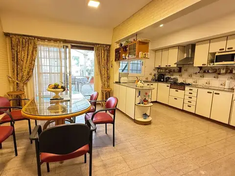 Casa 6 amb en venta VILLA Del PARQUE 2 coch jardin