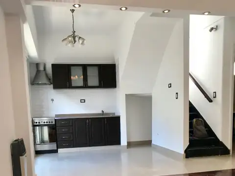 Depto Tipo Casa 3 ambientes con 1 baño