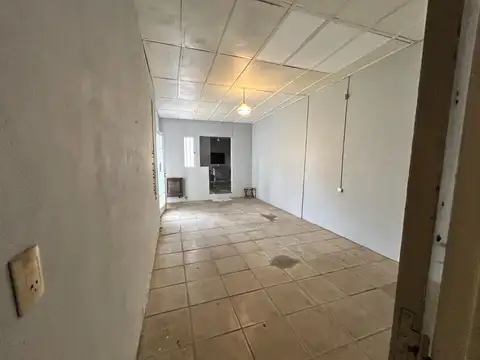 Casa 3 ambientes con 2 baños