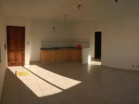 Libertad 100, Piso 2°