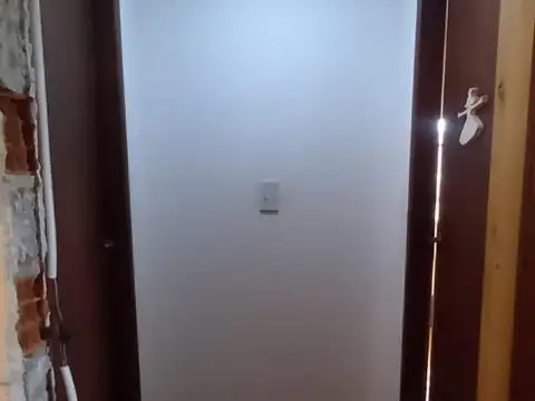 Casa 6 ambientes con 2 baños