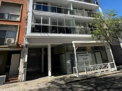 Venta de Local en  zona centro de Rosario de 237 m2 