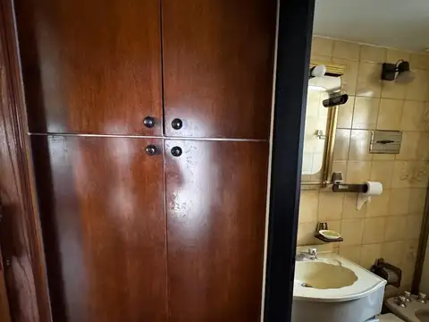 Grl M De Azcuenaga 400, Piso 1