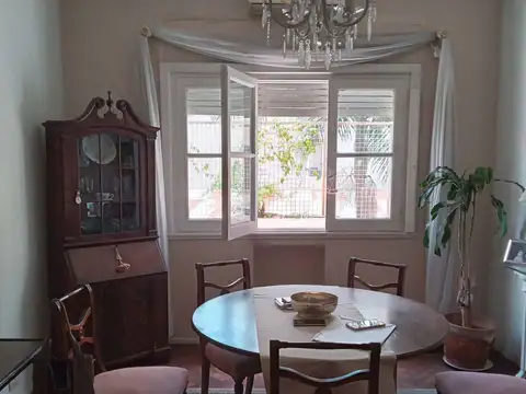 VENTA depto 4 amb c/dep Recoleta