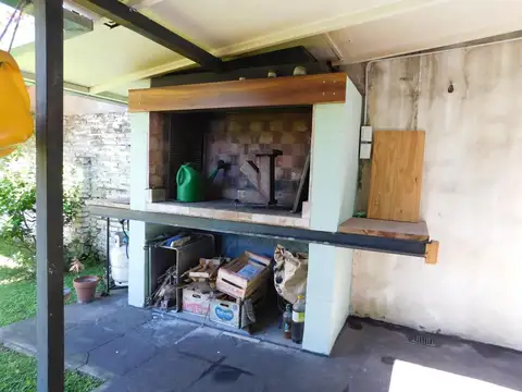 VENTA ZONA CHALTEL - 3 Dorm con Pileta y parrilla