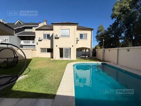 Casa en venta en Lomas de San Isidro
