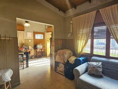 Casa en Venta en Caseros, USD 145.000