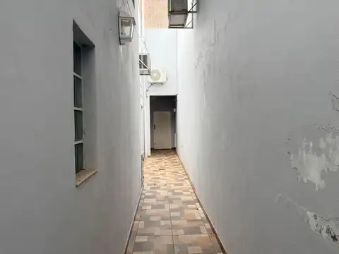 Depto Tipo Casa 6 ambientes con 1 baño