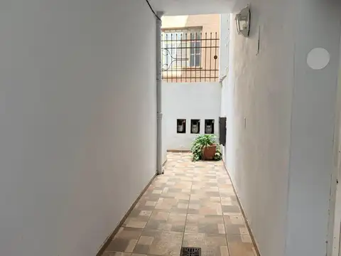 Depto Tipo Casa en Venta de 6 ambientes