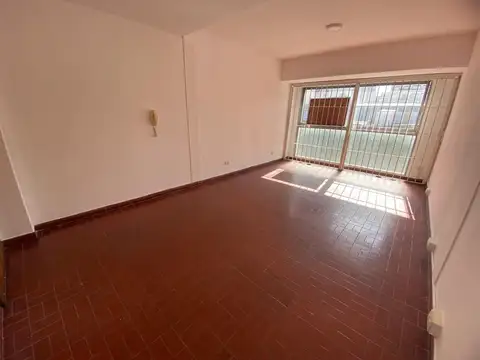 Oficina en Quilmes Centro en alquiler