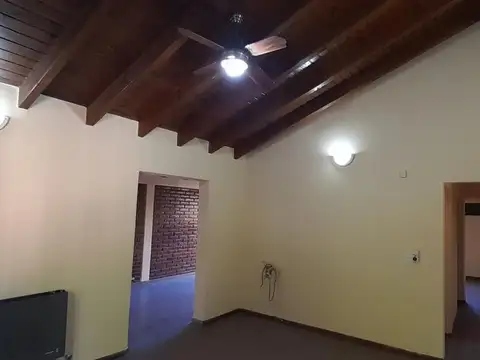 Casa en Venta en Rivadavia, USD 95.000