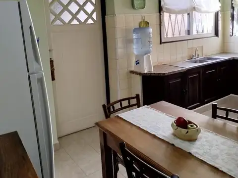 Venta casa La Cumbre centro 3 dor. Gas Natural