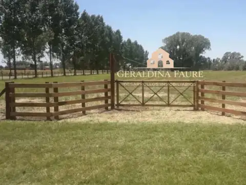 Terreno / Lote en venta de 20000m2 ubicado en Estancia Las Lilas