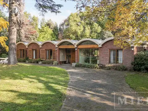 Casa en Venta en Countries y Barrios Cerrados en Pilar, USD 1.150.000