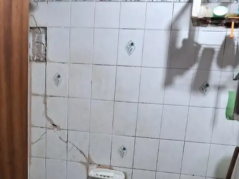 Casa 3 ambientes con 1 baño