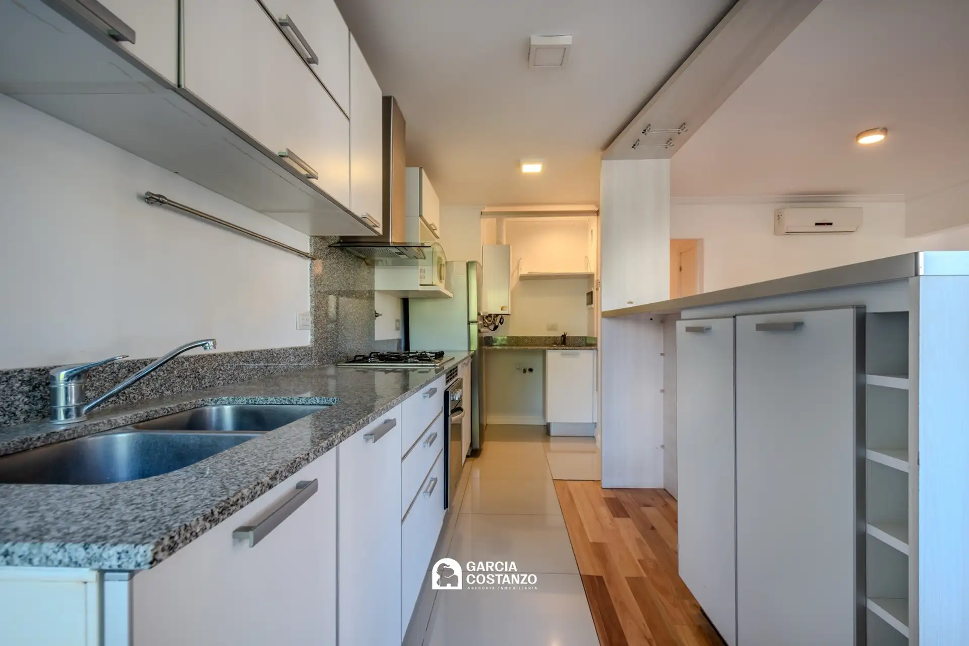Depto 3 amb, 85m² en Jardines de Dumbledor, con cochera y piscina