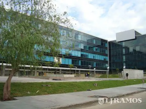 Alquiler de oficina de 577 m2 en Olivos