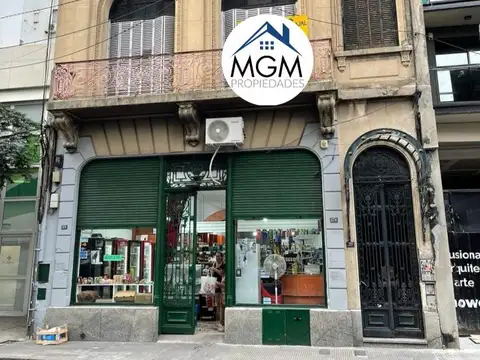 Casa 6 ambientes con 2 baños